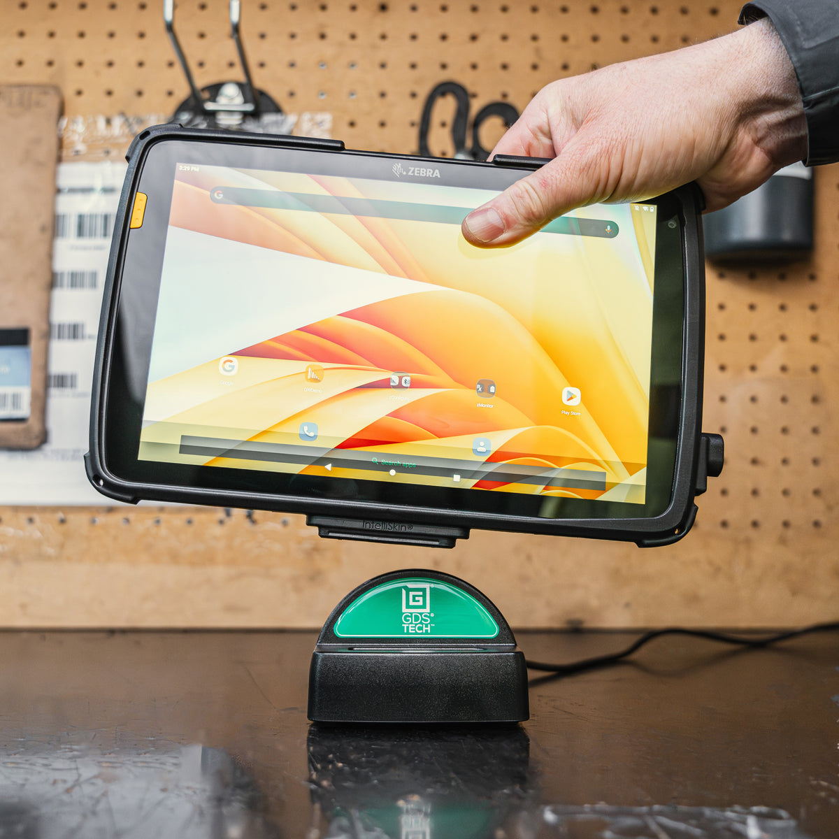 RAM Mounts GDS desktop dock with USB-C Power Delivery for large tablets in IntelliSkin – another angle