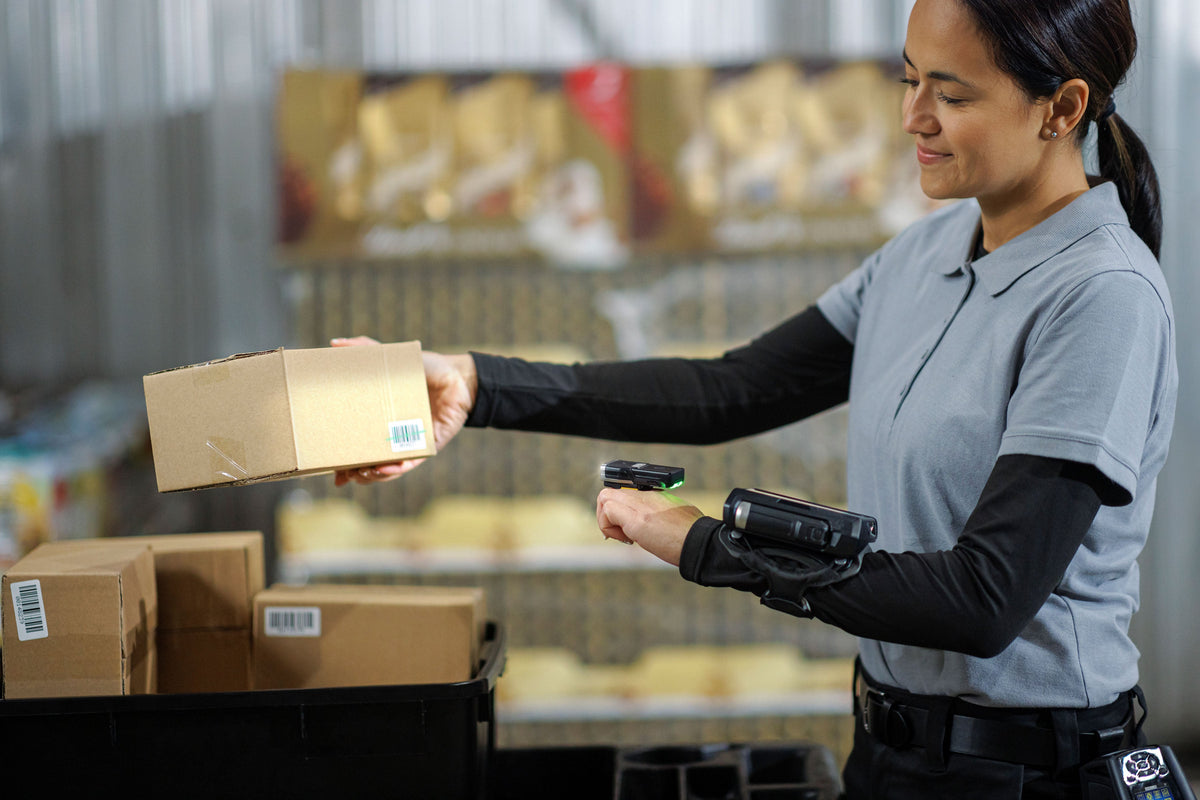 Zebra RS6100 Wireless Ring Barcode Scanner (RS61B0-KBBHZWR)